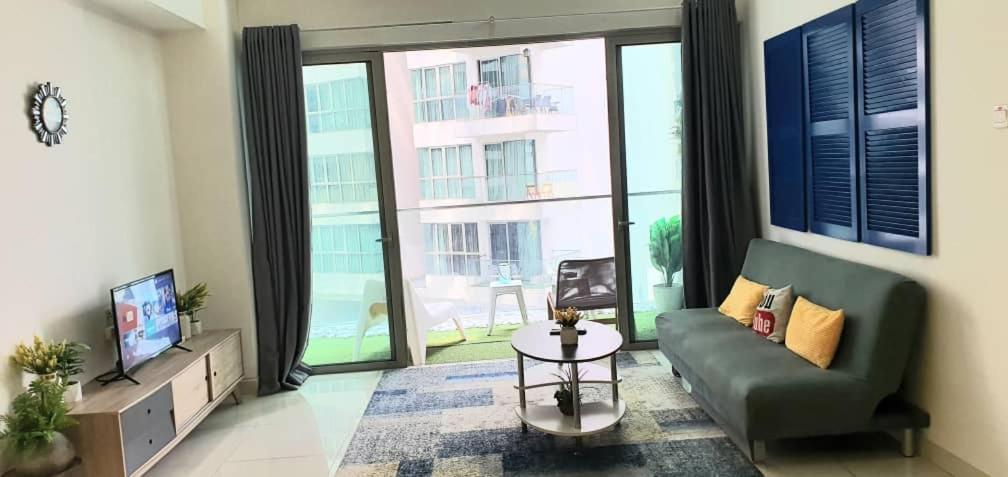 Regalia Suites Klcc View Rooftop Infinity Pool By Angkasa Homes Κουάλα Λουμπούρ Εξωτερικό φωτογραφία