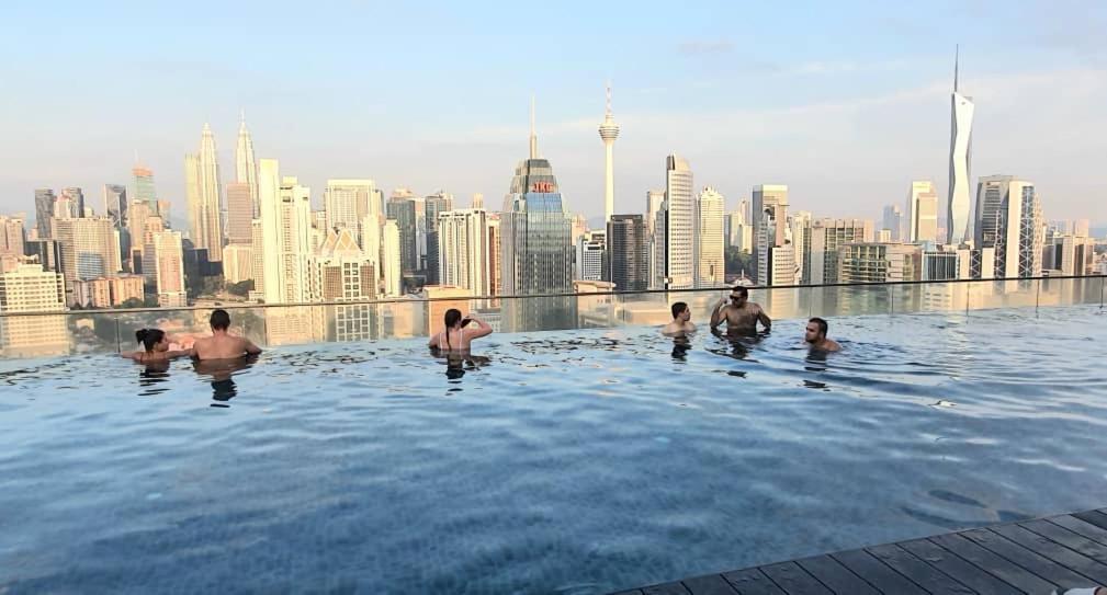 Regalia Suites Klcc View Rooftop Infinity Pool By Angkasa Homes Κουάλα Λουμπούρ Εξωτερικό φωτογραφία